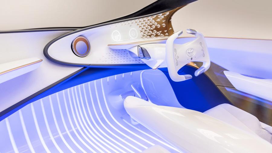  Toyota Concept-i 2017 года  (фото 32 из 45)